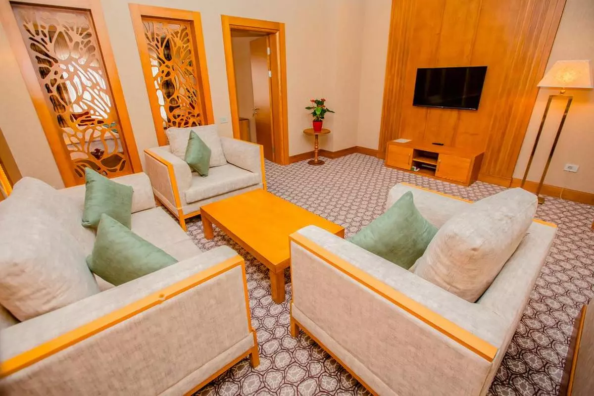 Desire Hotel ROOM (Copy).jpg